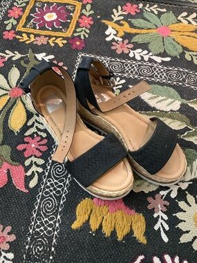 Woven Black Espadrille Platform Sandals - Women's